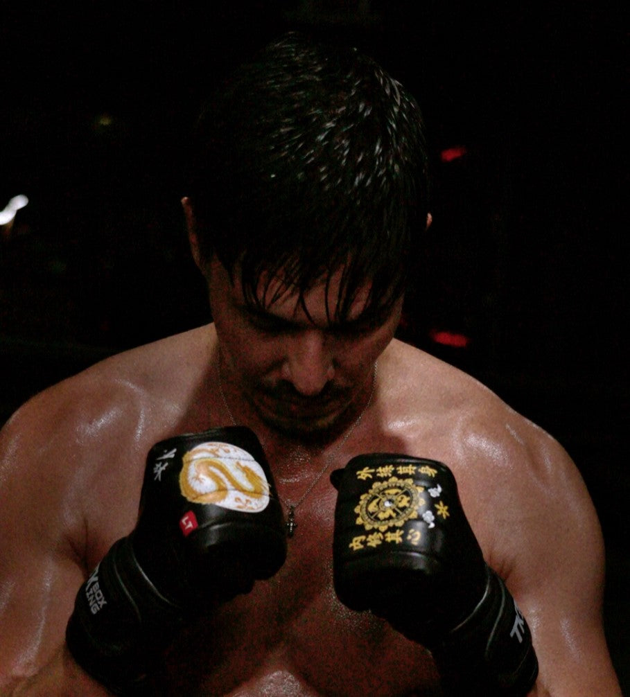 LEWIS TAN “GLADIATOR” BAG MITT EDITION